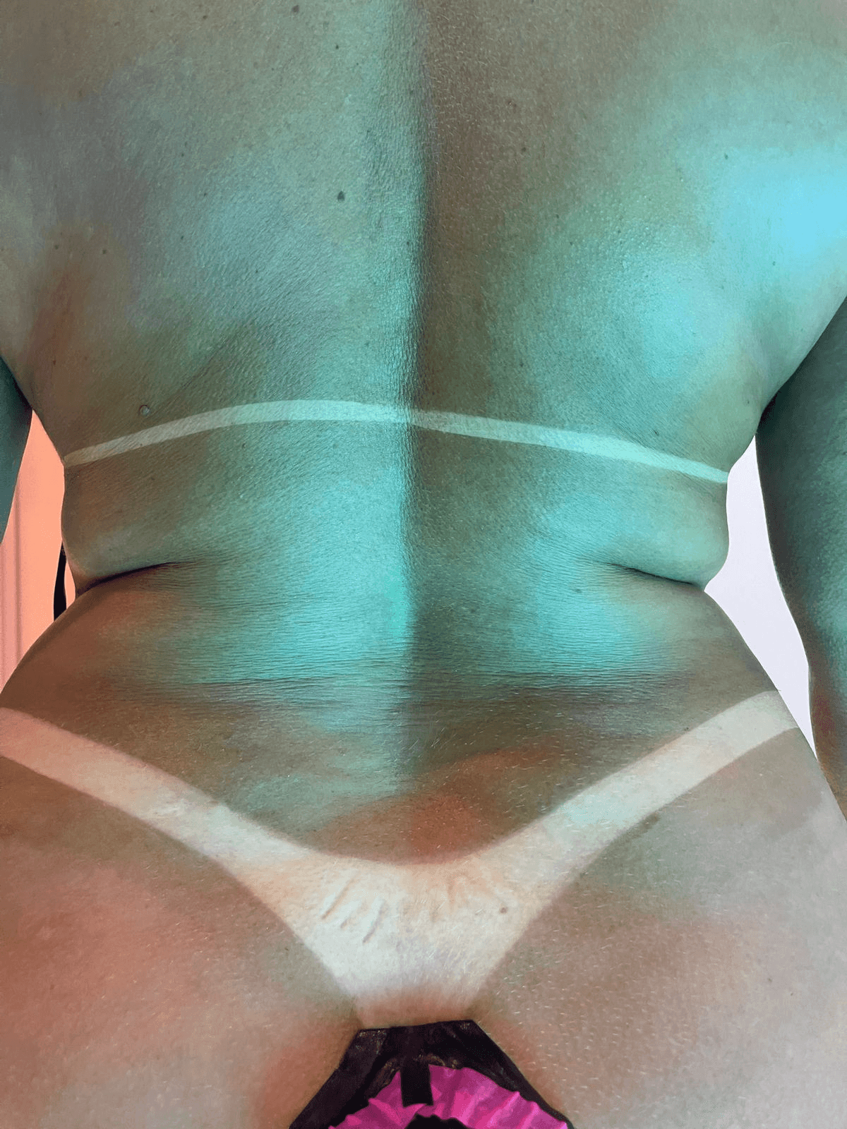 Sessão de bronzeamento com resultado dourado intenso